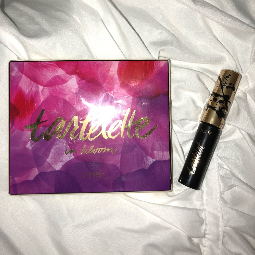 Tartelette In Bloom Clay Eyeshadow Palette